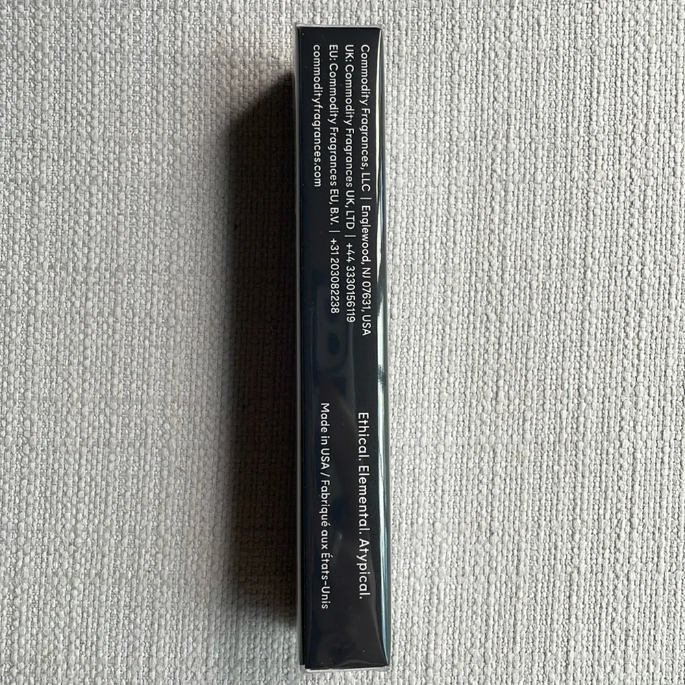 Commodity book expressive 10ml travel